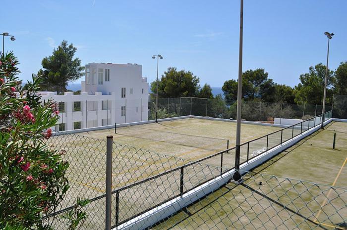 Hotel Village Cala Vadella  Eksteriør billede