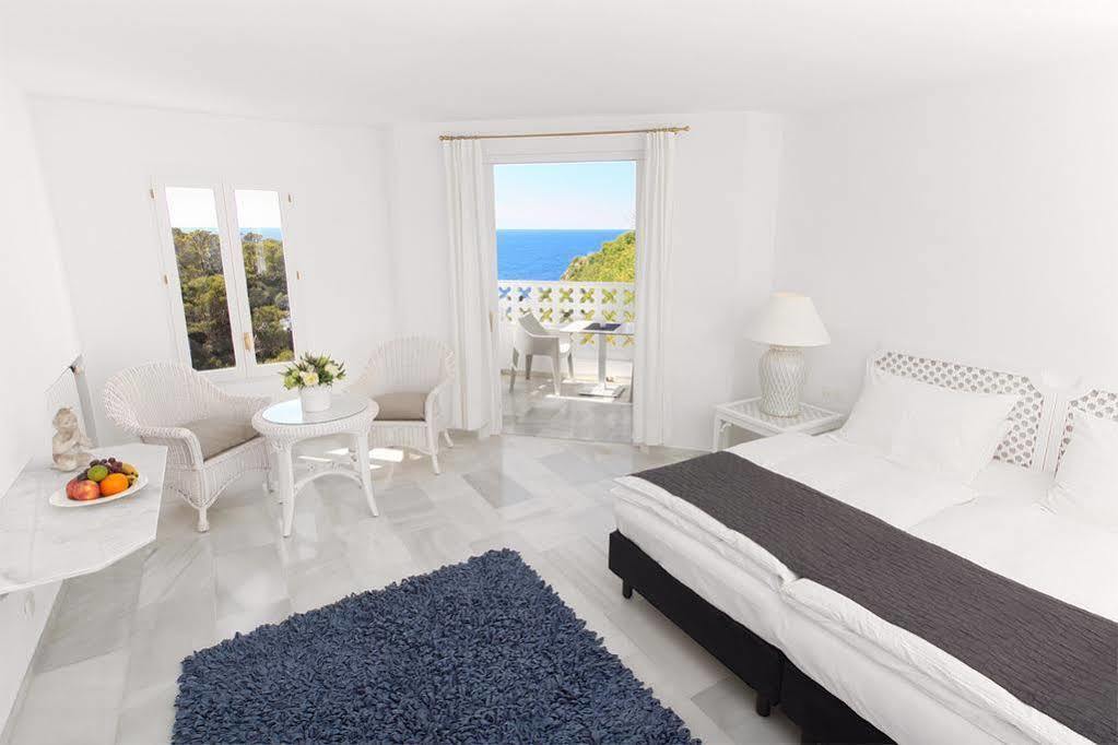 Hotel Village Cala Vadella  Eksteriør billede